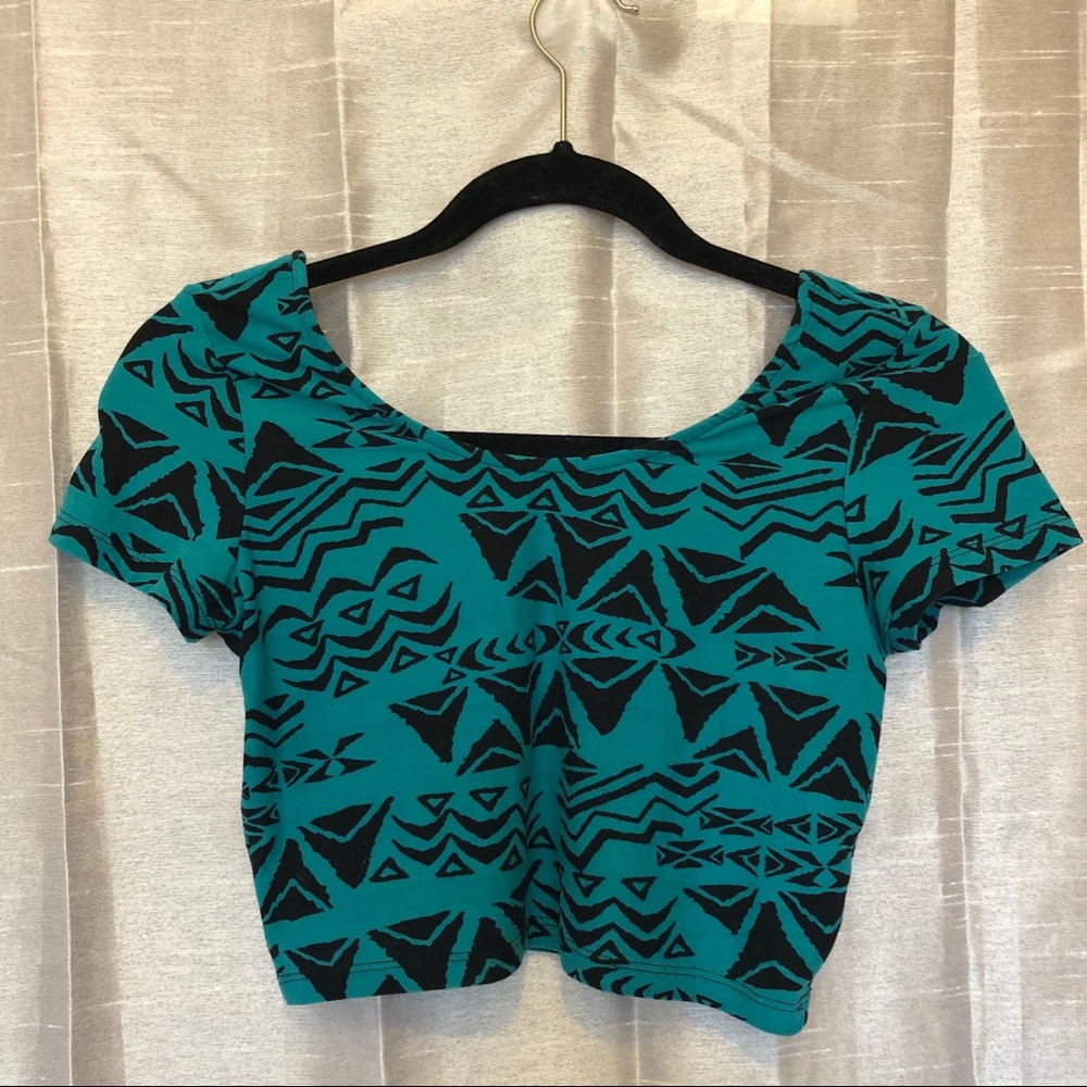 Crop top - Picture 4 of 7